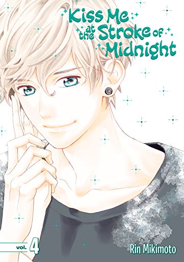 Kiss Me at the Stroke Of Midnight GN Vol 04